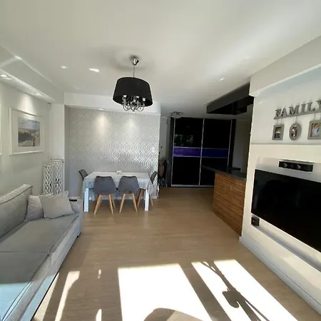 New Port Apartament Nad Morzem 格但斯克